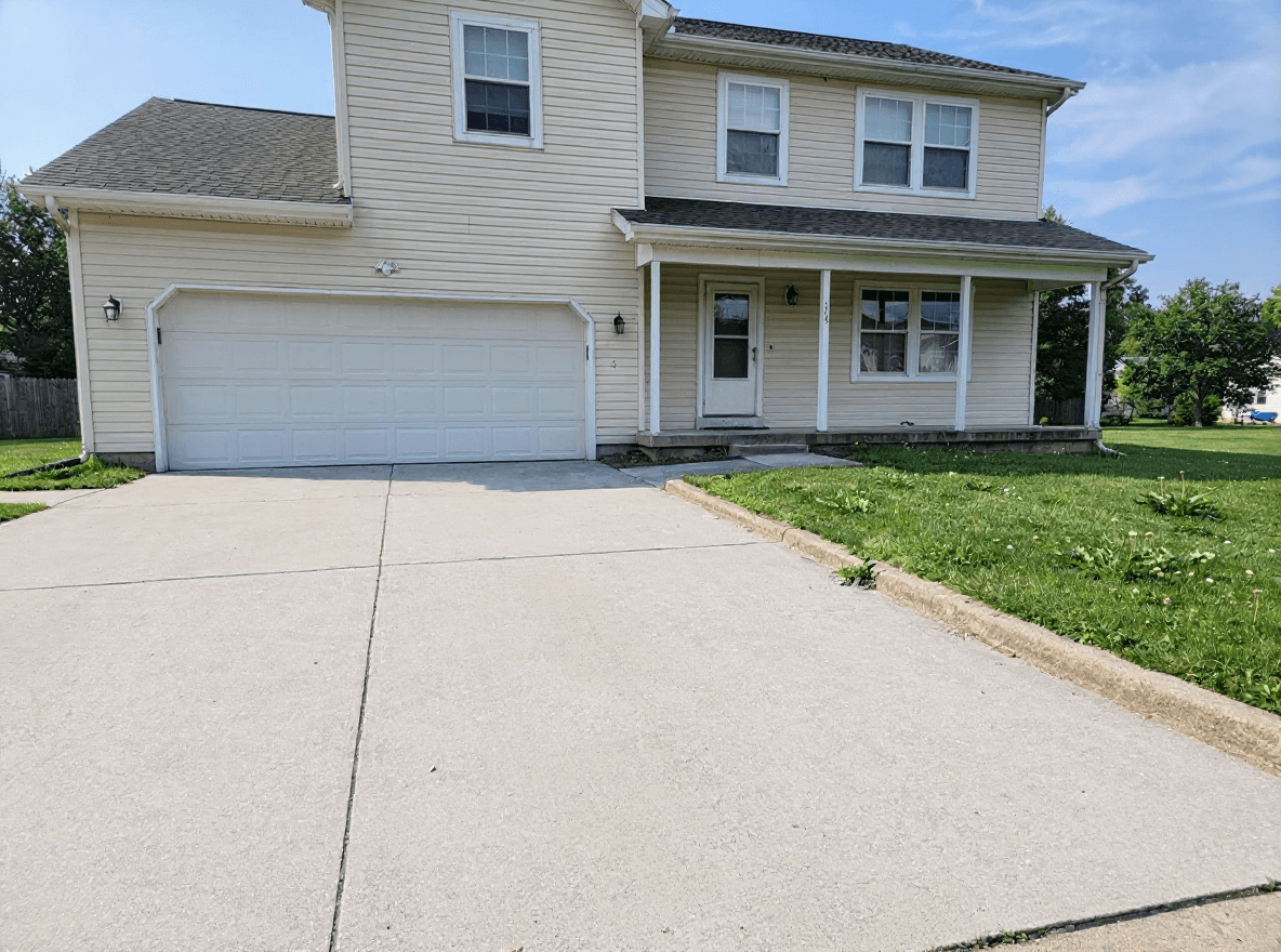 House Washing by Brisk Pressure Washing